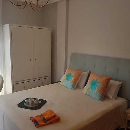 Apartamento En La Playa Con Parking Privado Getxo Exterior photo